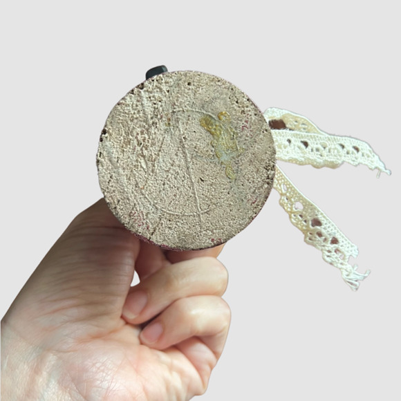 Wooden Bird with Floral & Lace Design 9.5" Wire Note Holder, EUC - Picture 5 of 5